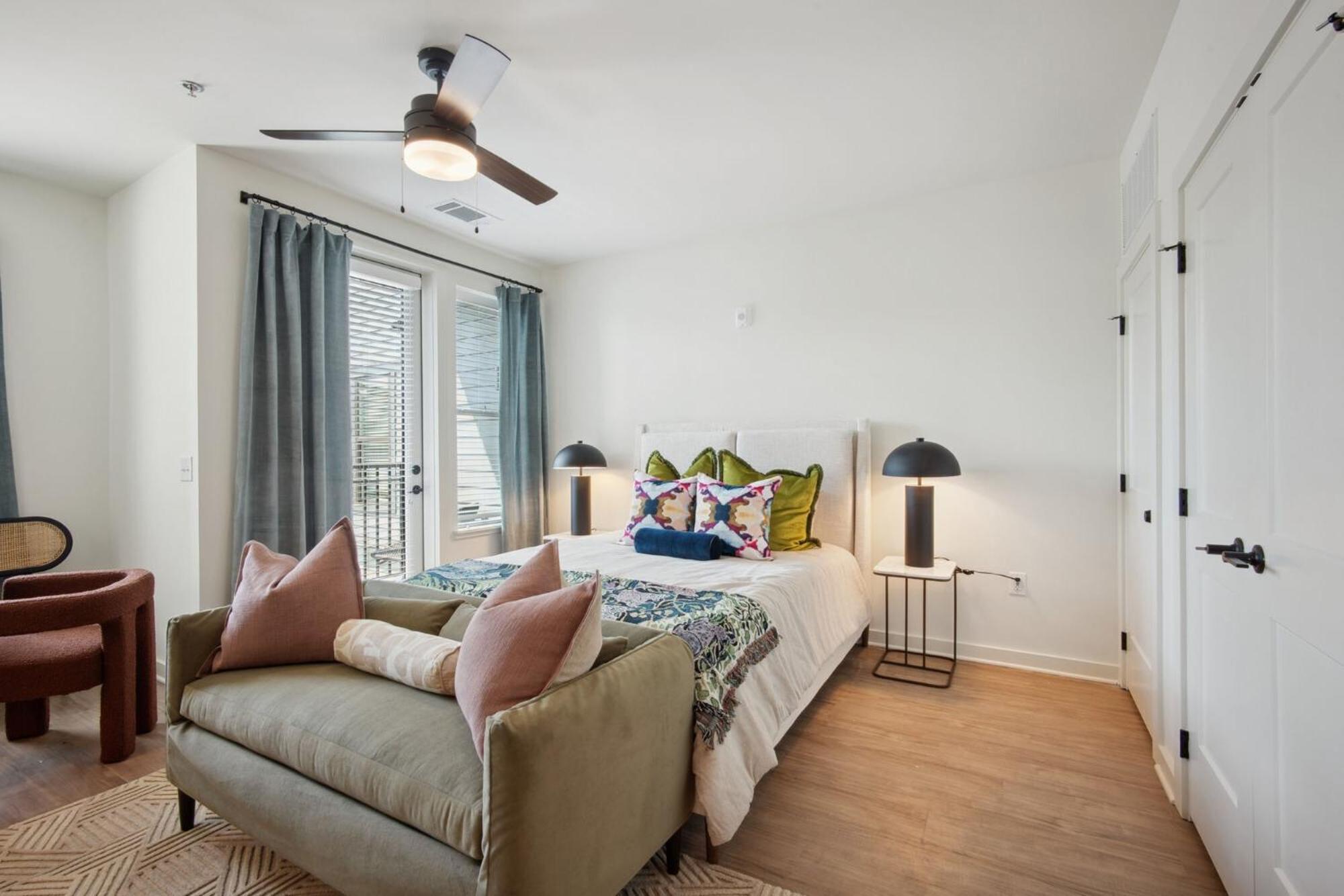 Luxury Furnished Apartments By Hyatus At The Navigator Richmond Exterior foto